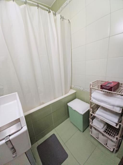 Garsoniera Linistita Zona Vitan Bucharest Luaran gambar